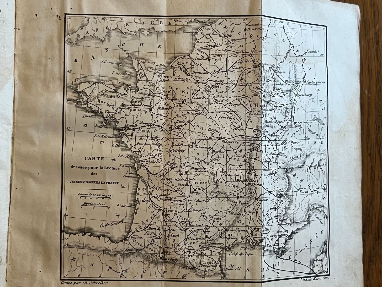 Les Jeunes Voyageurs en France - Victor-Adolphe Malte-Brun - 1841 | Un témoignage précieux sur la France de 1841, ses départements, industries et monuments | Aufildeslivres.fr