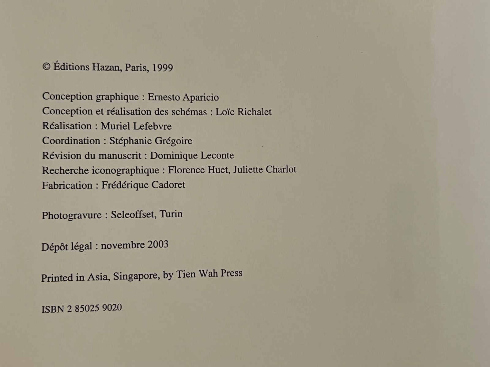 L'annonciation Italienne - Daniel Arasse - 1999 | Édition Hazan reconnue pour la qualité de ses publications en histoire de l'art | Aufildeslivres.fr