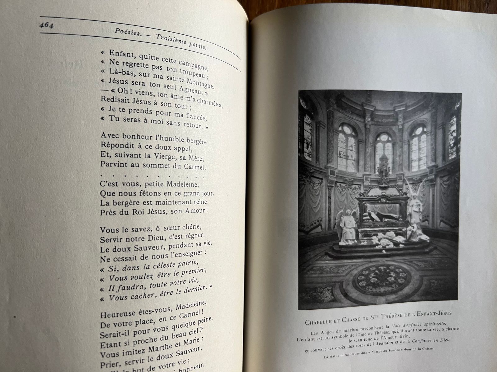 Sainte Thérèse de l'Enfant-Jésus - - 1926 | Pièce de collection recherchée par les spécialistes de l'hagiographie moderne et de l'histoire religieuse contemporaine | Aufildeslivres.fr