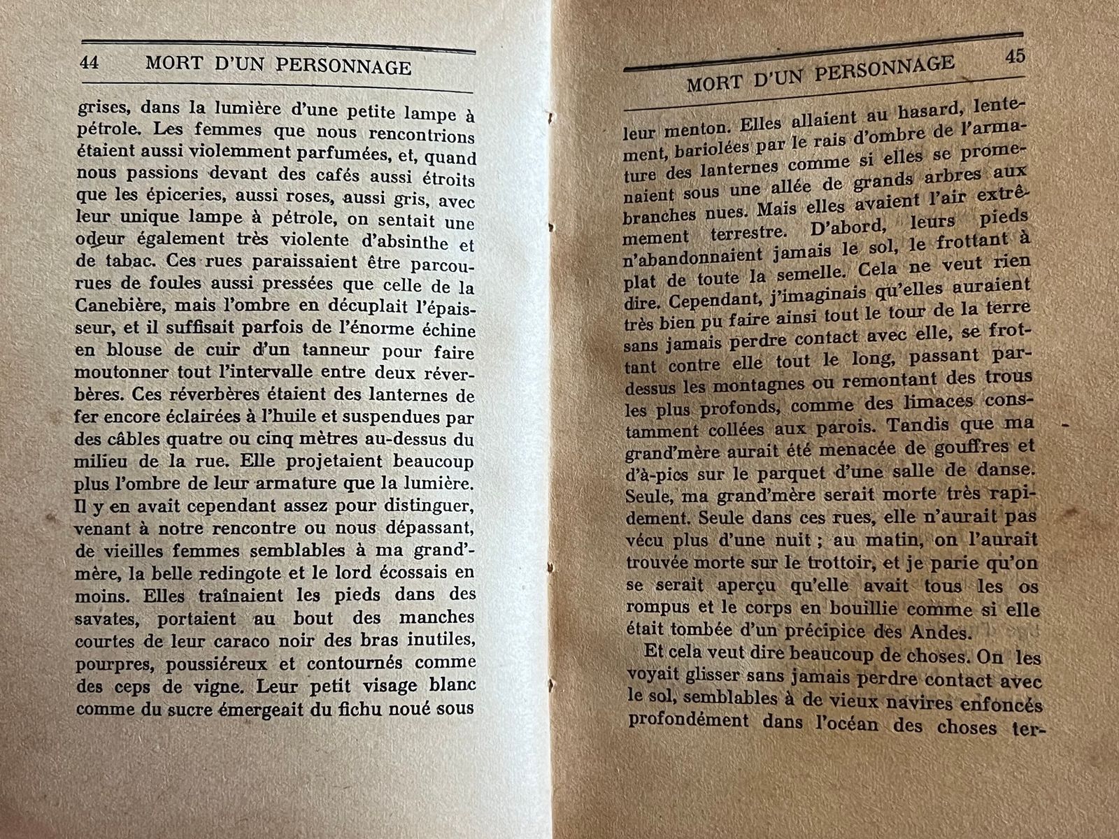 La Guerre et la Paix - Léon Tolstoï - 1930 | Ensemble complet de 4 tomes | Aufildeslivres.fr