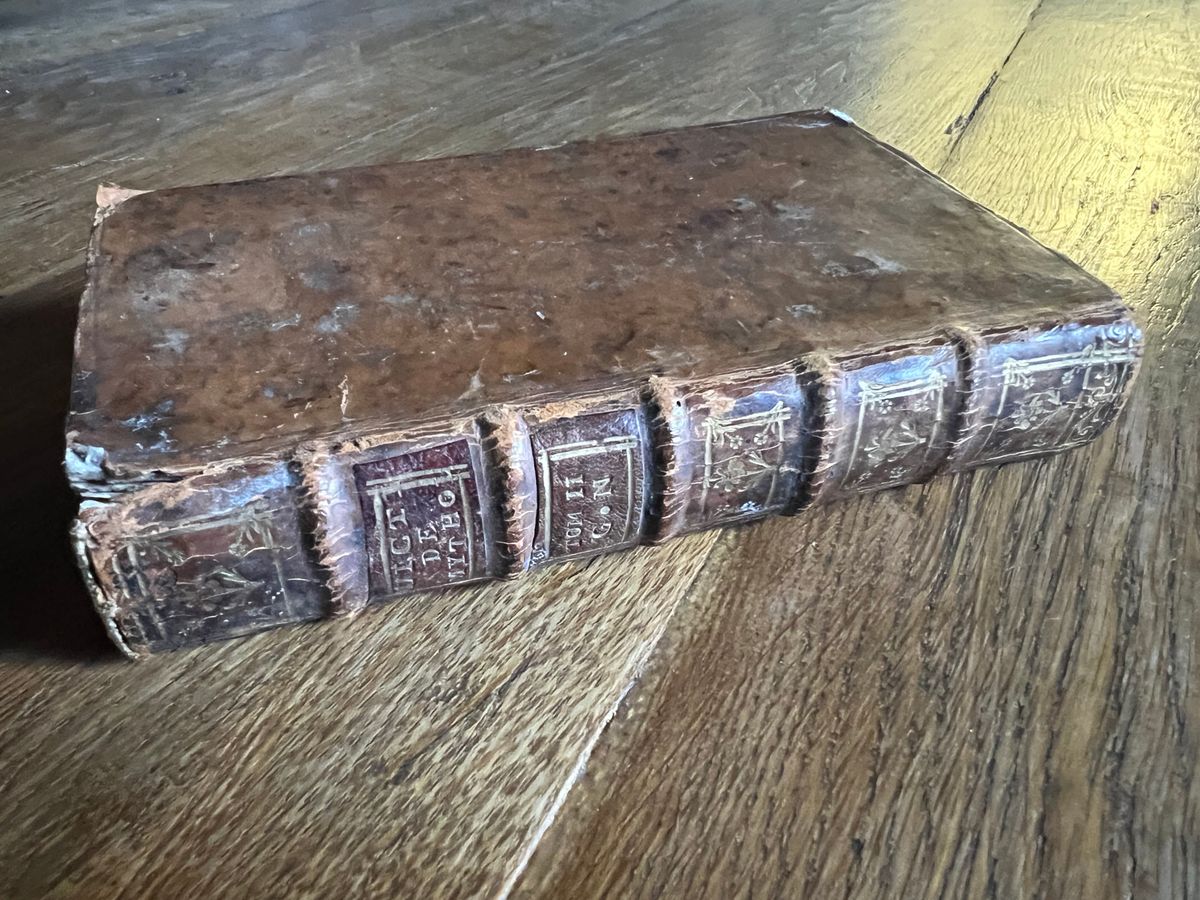 Dictionnaire de Mythologie pour l'intelligences des Poetes-Anonymous